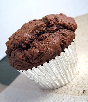 chocolate muffin, slant