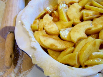 Apples in Pie Crust