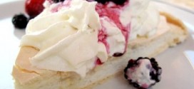 Berry-Topped Pavlova