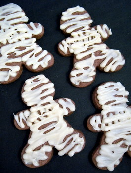 chocolate mummy cookies