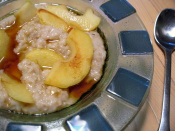 Steel Cut Oatmeal with Caramelized Apples