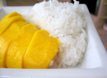 Coconut Sticky Rice with Mango