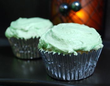 cupcakes, looking innocuous and not slime-filled