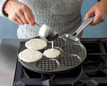 Waffle Pancake Pan - Baking Bites