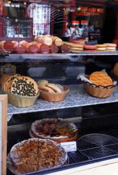 French Bakery Display