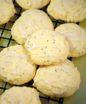 Frosted Lemon Poppyseed Cookies
