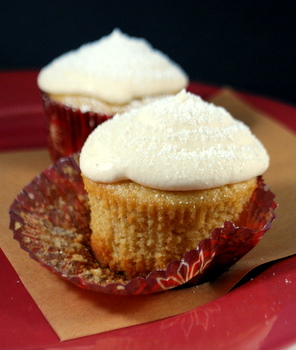 Maple Cupcakes with Maple Buttercream