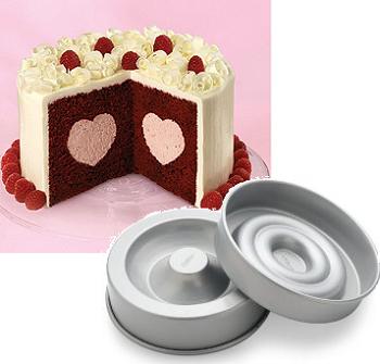 Wilton Heart Tasty Fill Cake Set