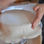 Smoothing fondant