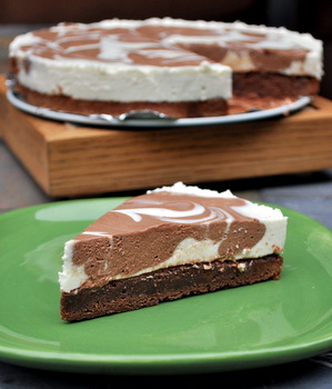 Chocolate Marble Brownie Cheesecake