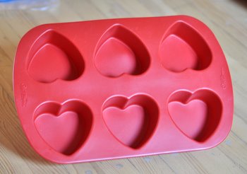 Wilton Silicone Bite Size 24 Cavity Mini Treat Pan Heart Shaped Valentine's NEW 