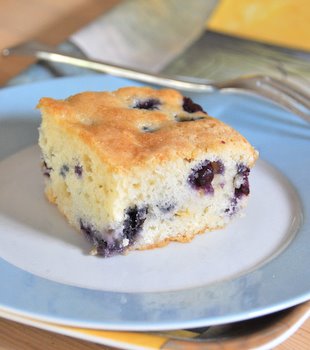 Blueberry and White Chocolate Coffee Cake