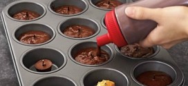 Cupcake Surprise Pan