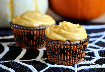 Dark Chocolate Cupcakes with Pumpkin Buttercream