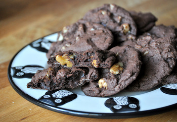 Mint Chocolate Brownie Cookies with Walnuts