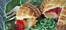 Individual Cranberry Apple Pies