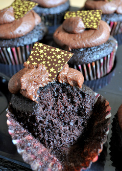 Midnight Chocolate Cupcakes