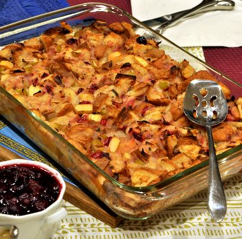 Cranberry and Apple Stuffing