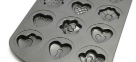 Wilton Valentine’s Day Cookie Pan Press