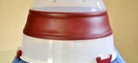 Progressive International Collapsible Cake Carrier, reviewed