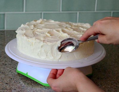 Spoon-Icing a Cake