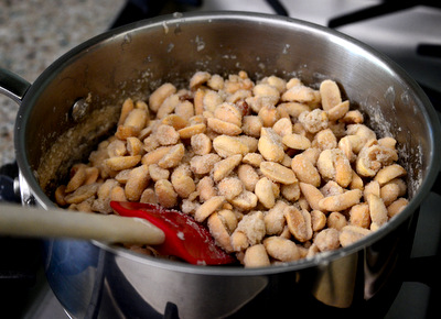 Making Candied Peanuts