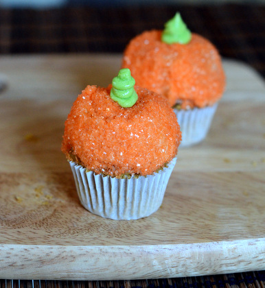 Mini Pumpkin Cupcakes