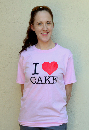 Baking Bites' I Heart Cake Tee!