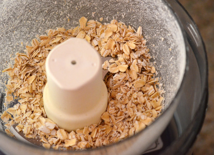 How to Make Quick Cooking Oatmeal at Home