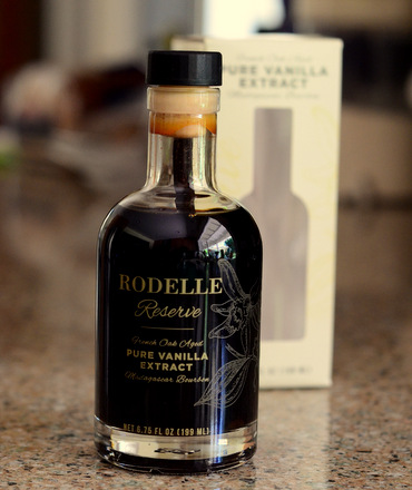 Rodelle Reserve French Oak Aged Vanilla Extract, reviewed