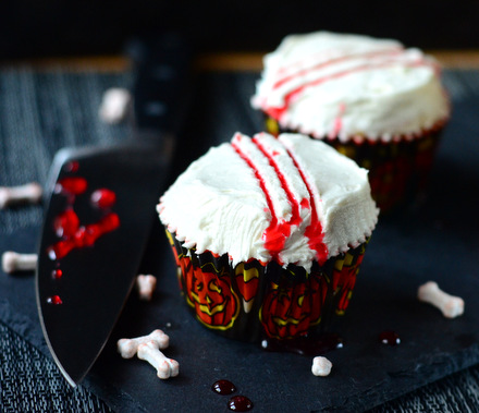Slasher Cupcakes for Horror Movie Fans
