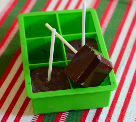 How to Make Hot Chocolate on A Stick at Home