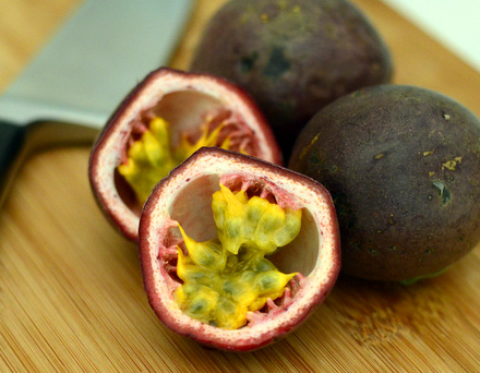 How to Juice a Fresh Passion Fruit