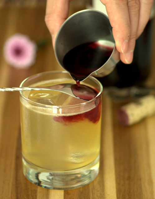 How to Make a New York Sour