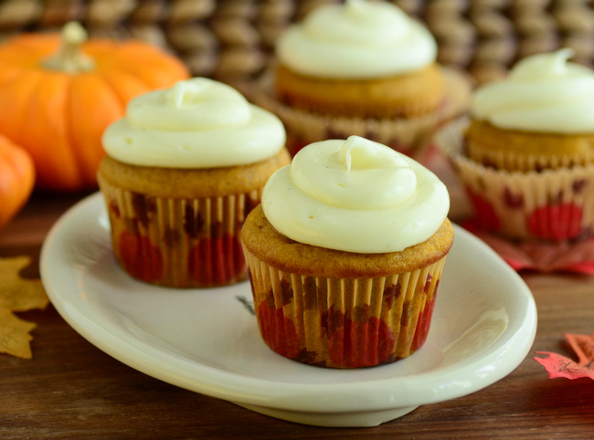 The Best Pumpkin Cupcakes with Cream Cheese Frosting