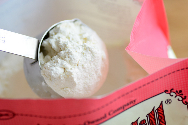 Baking Bites for Craftsy: How to use Pastry Flour