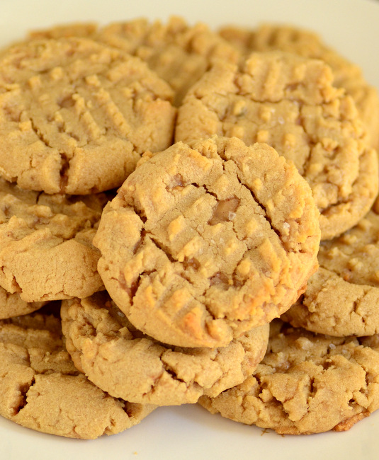 Salted Toffee Peanut Butter Cookies