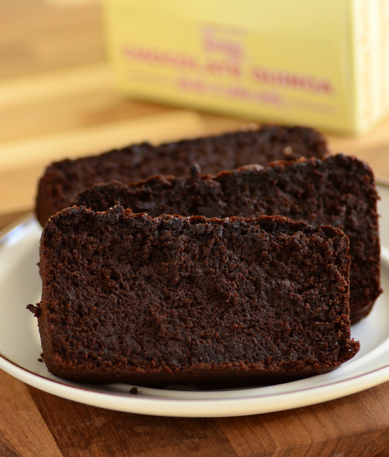 Trader Joe's Fudgy Chocolate Quinoa Loaf & Cake Mix, reviewed
