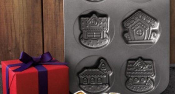 Wilton Gingerbread House Cookie Mold