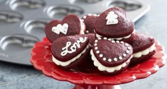 Wilton Heart Whoopie Pie Pan