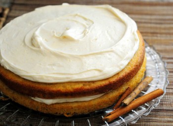 Cinnamon Layer Cake with Cinnamon Cream Cheese Frosting Baking Bites