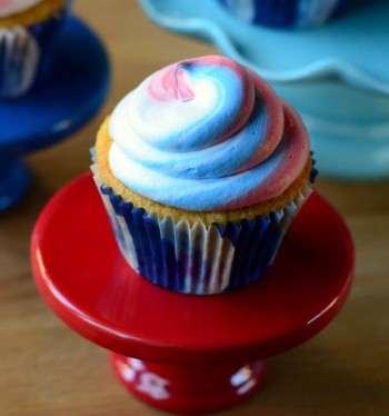 7 Red, White and Blue Desserts to Serve for the 4th of July - Baking Bites