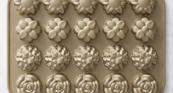 Nordic Ware Flower Petits Fours Pan