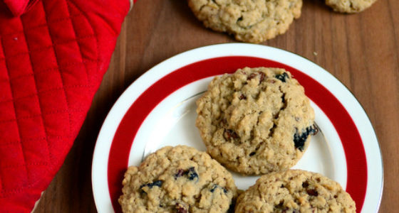 Cherry and Pecan Oatmeal Cookies
